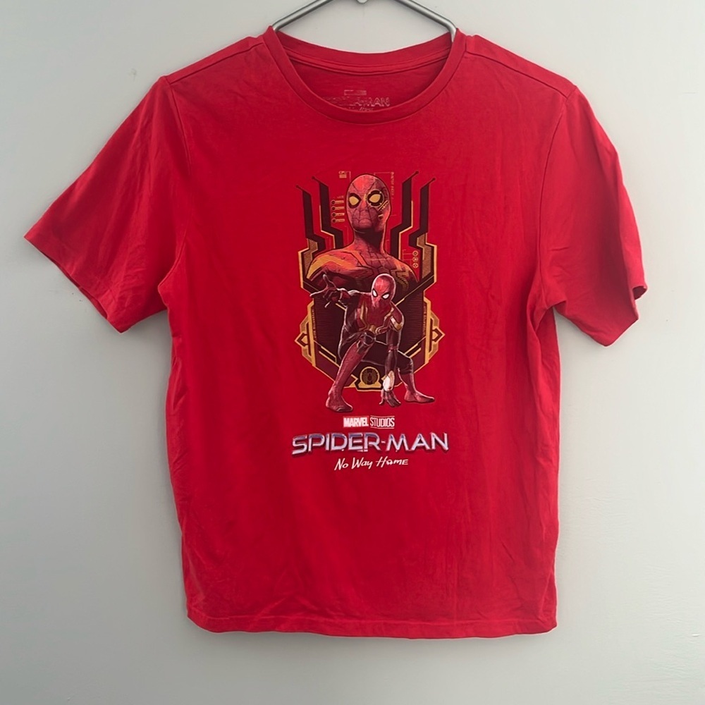 Marvel Studios Spider-Man Shirt size XL